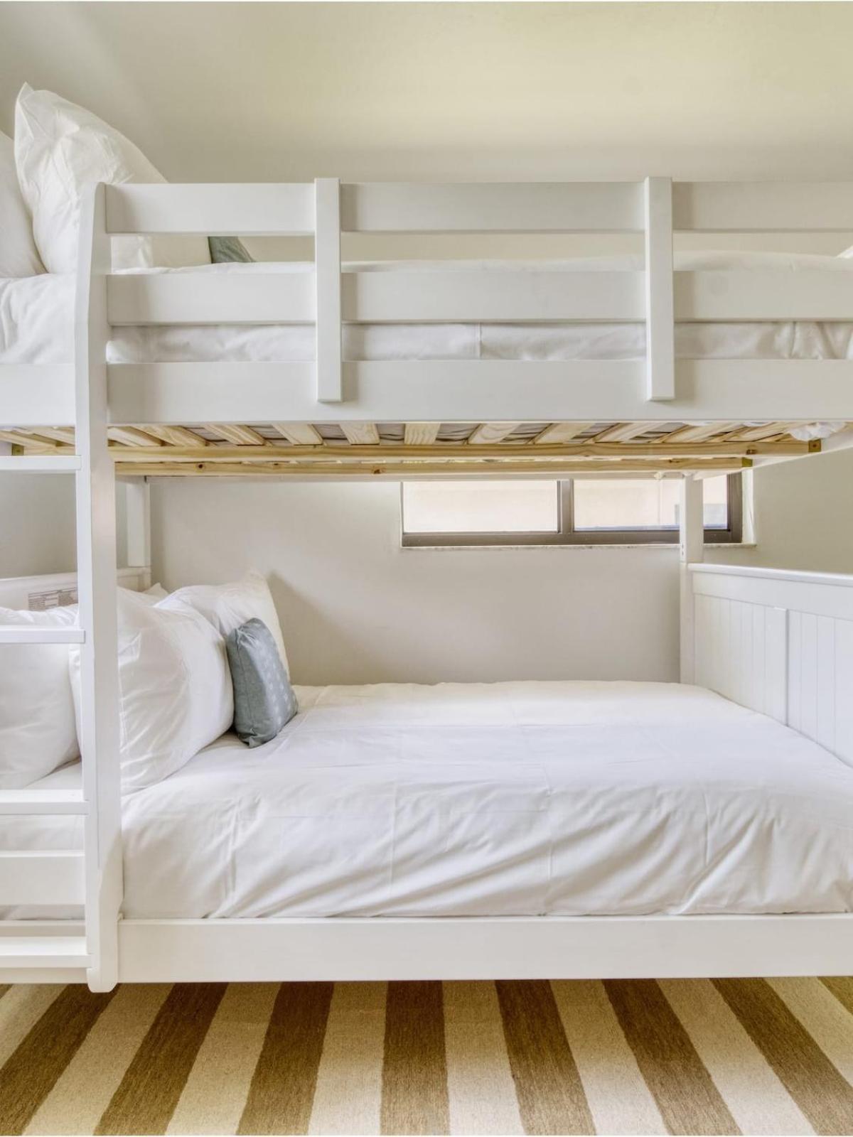 The Endless Summer Hideaway